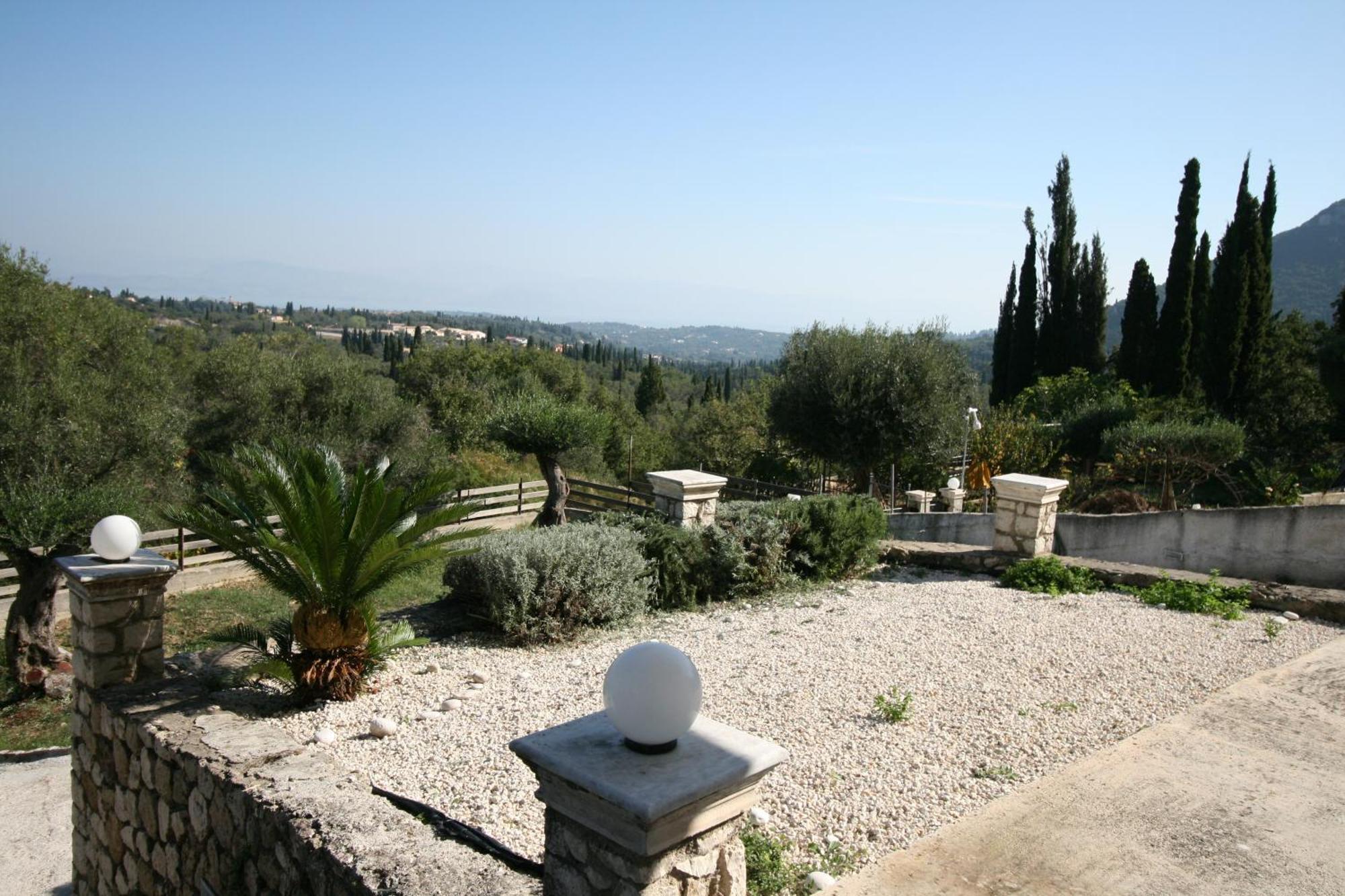 Corfu Luxury Apartment, Tranquility, Mountain & Sea Views Agios Gordios  Exterior foto